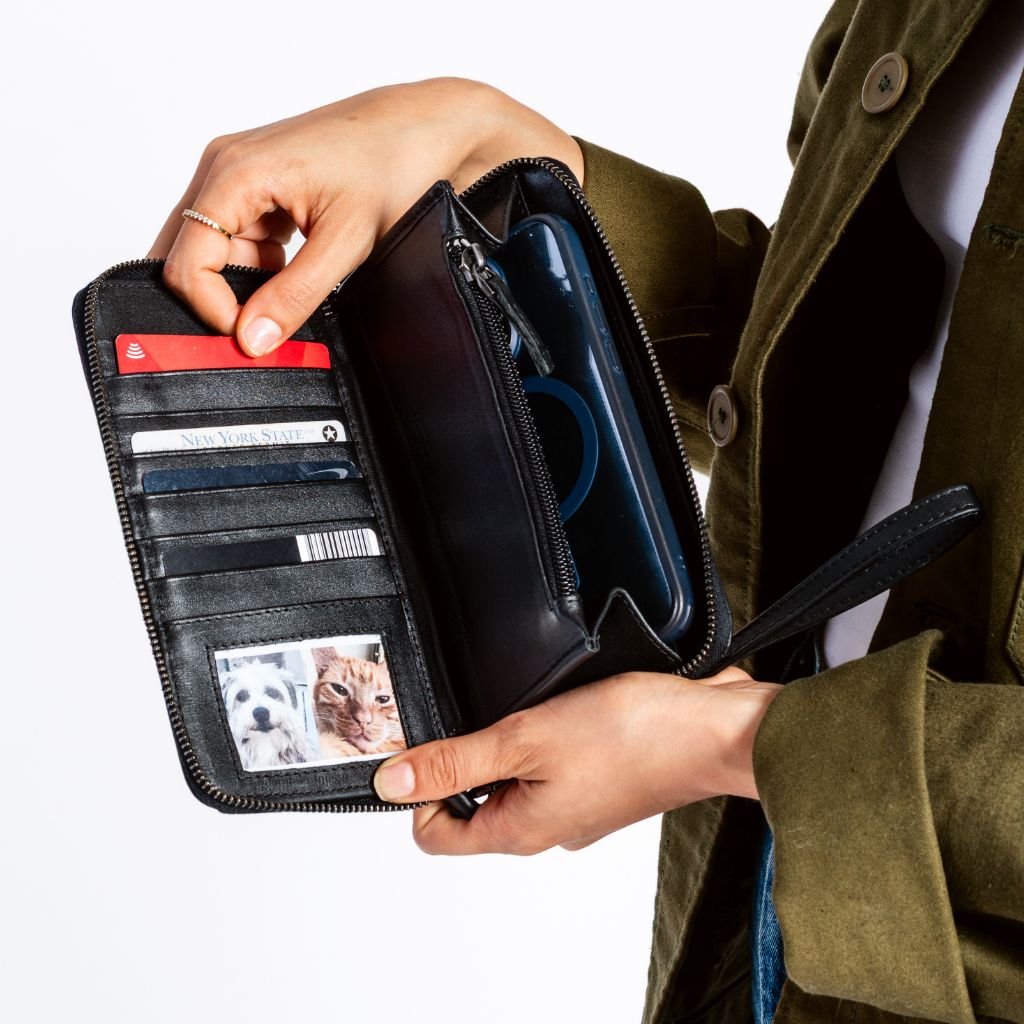 Wallet Wristlet | Black - Image 7