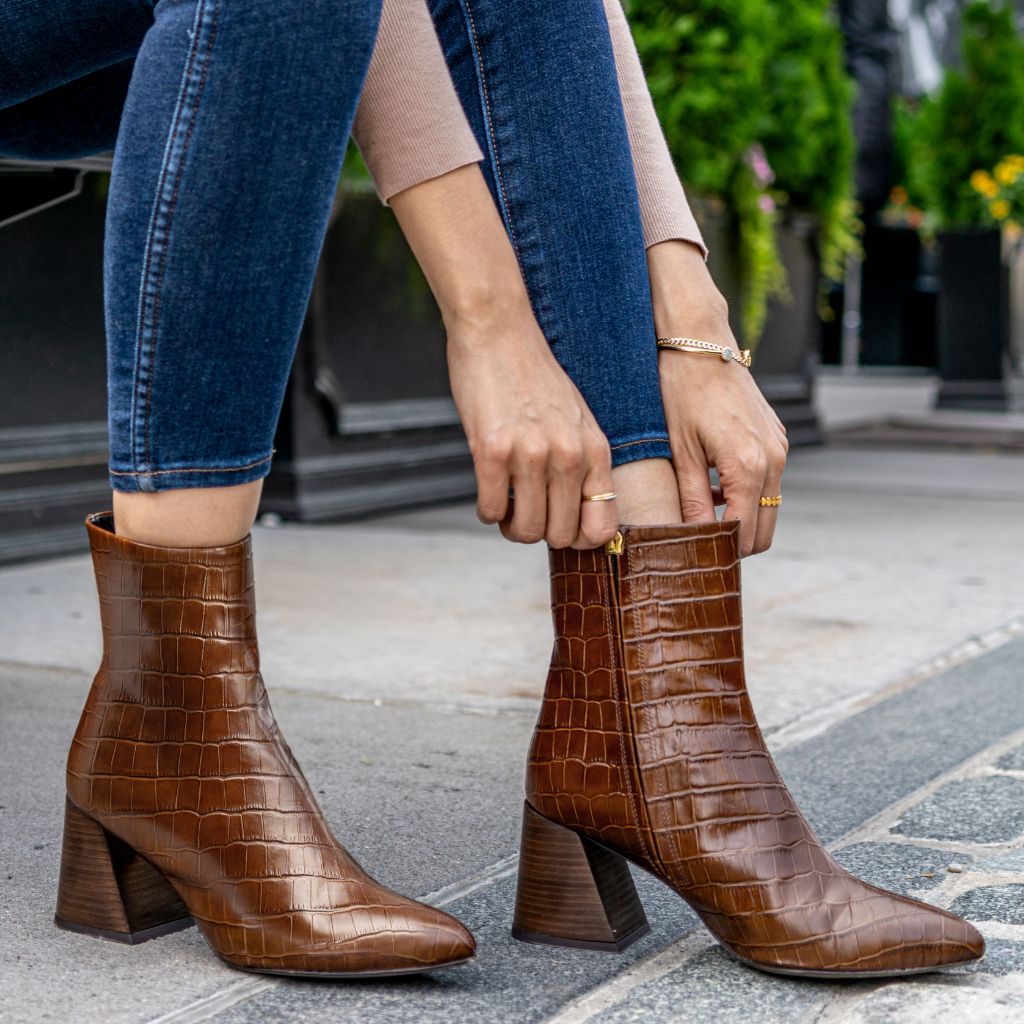 Heartbreaker | Saddle - Image 6